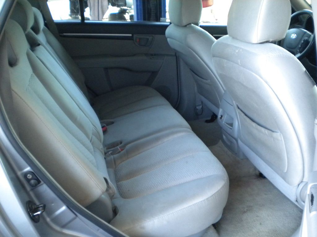 2007 Hyundai Santa Fe Image 16