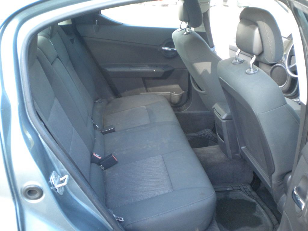 2010 Dodge Avenger Image 16