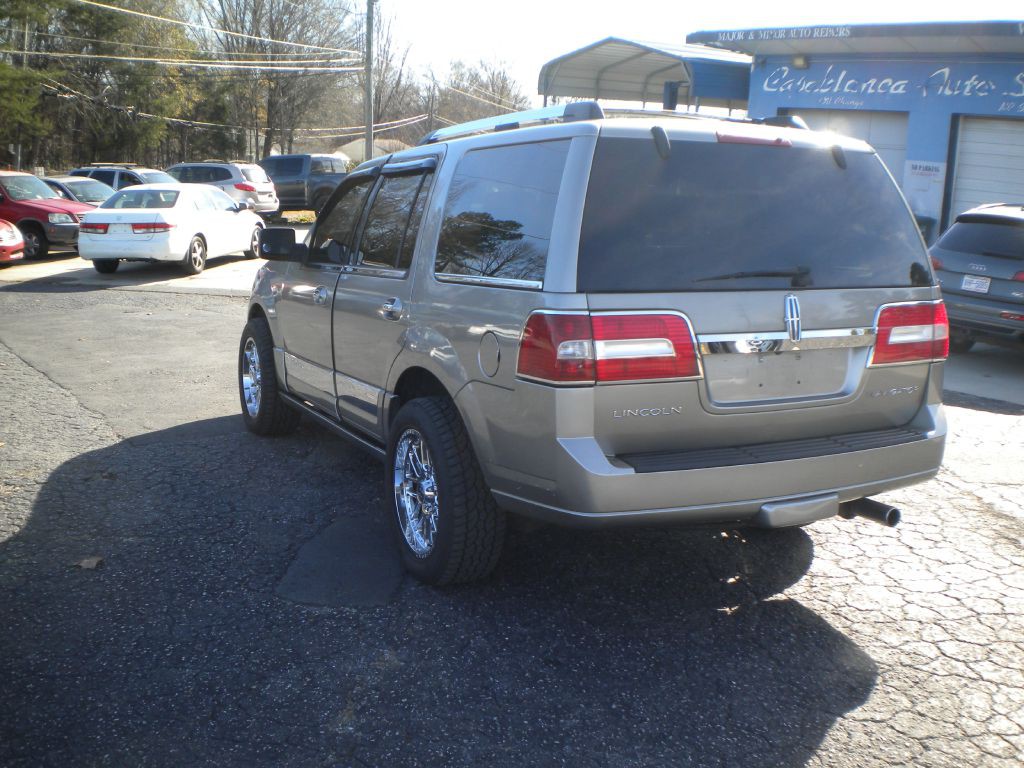 2008 Lincoln Navigator Image 5