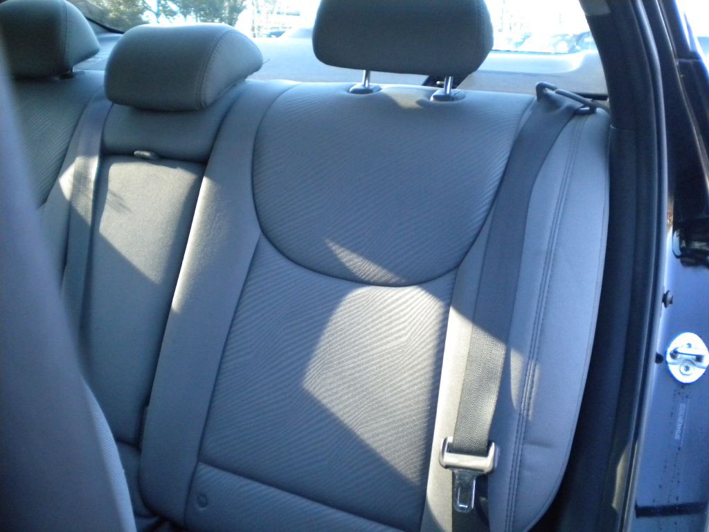 2013 Hyundai Elantra Image 11