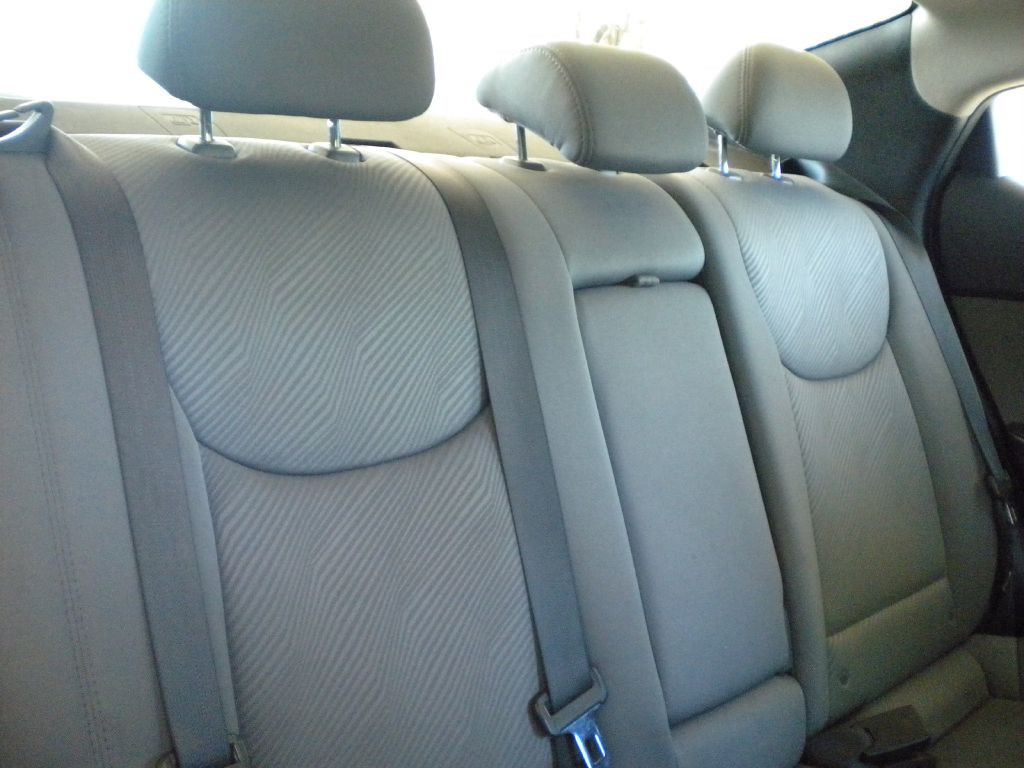 2013 Hyundai Elantra Image 15