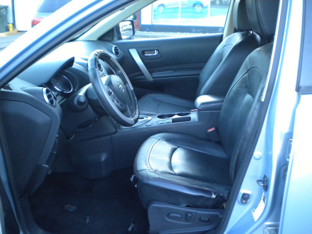 2012 Nissan Rogue Image 10