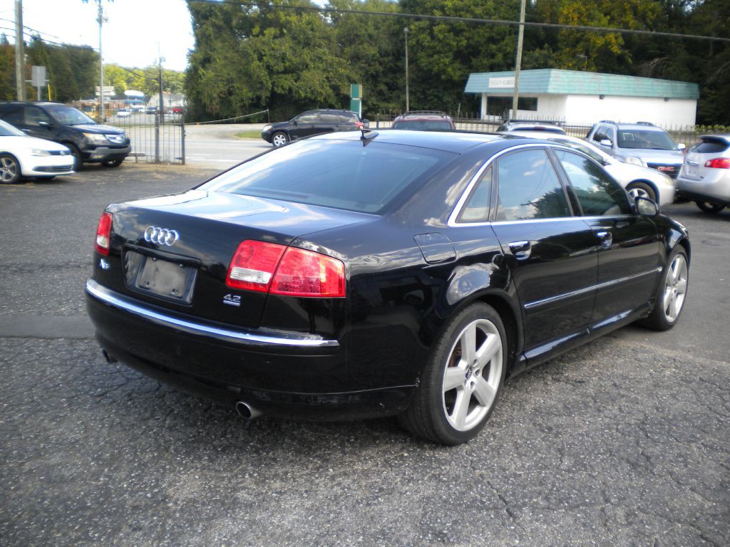 2005 Audi A8 Image 7