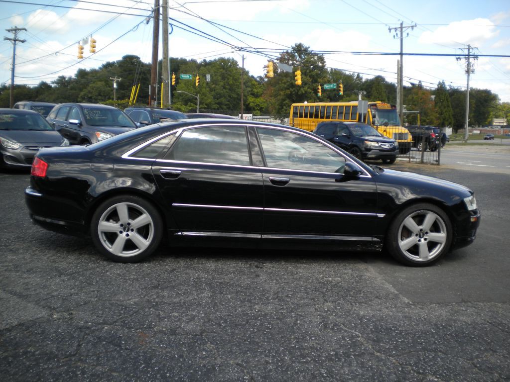 2005 Audi A8 Image 8