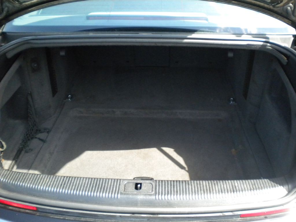 2005 Audi A8 Image 17