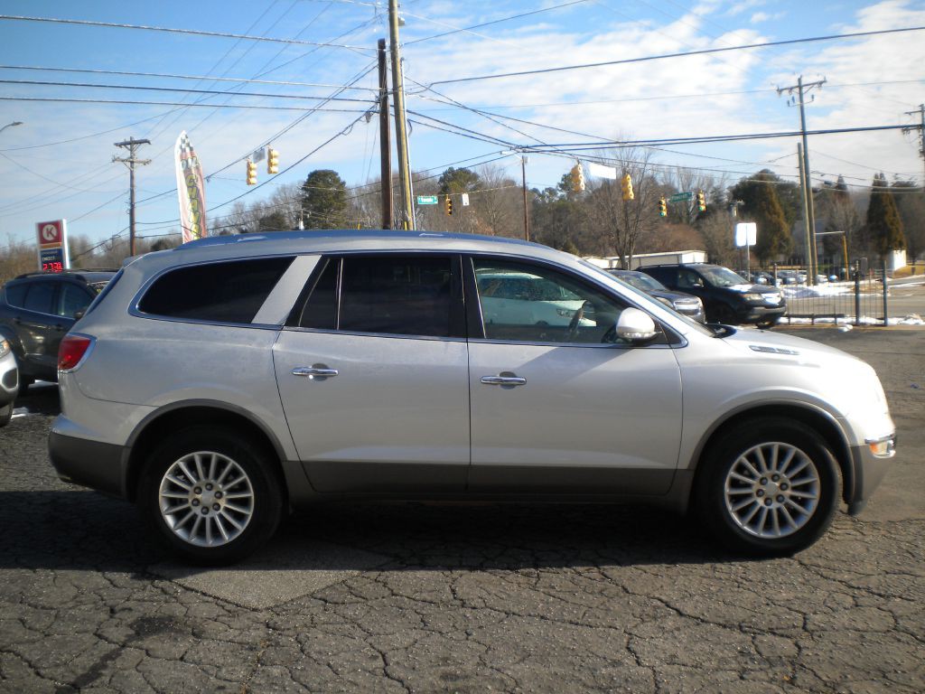 2012 Buick Enclave Image 8
