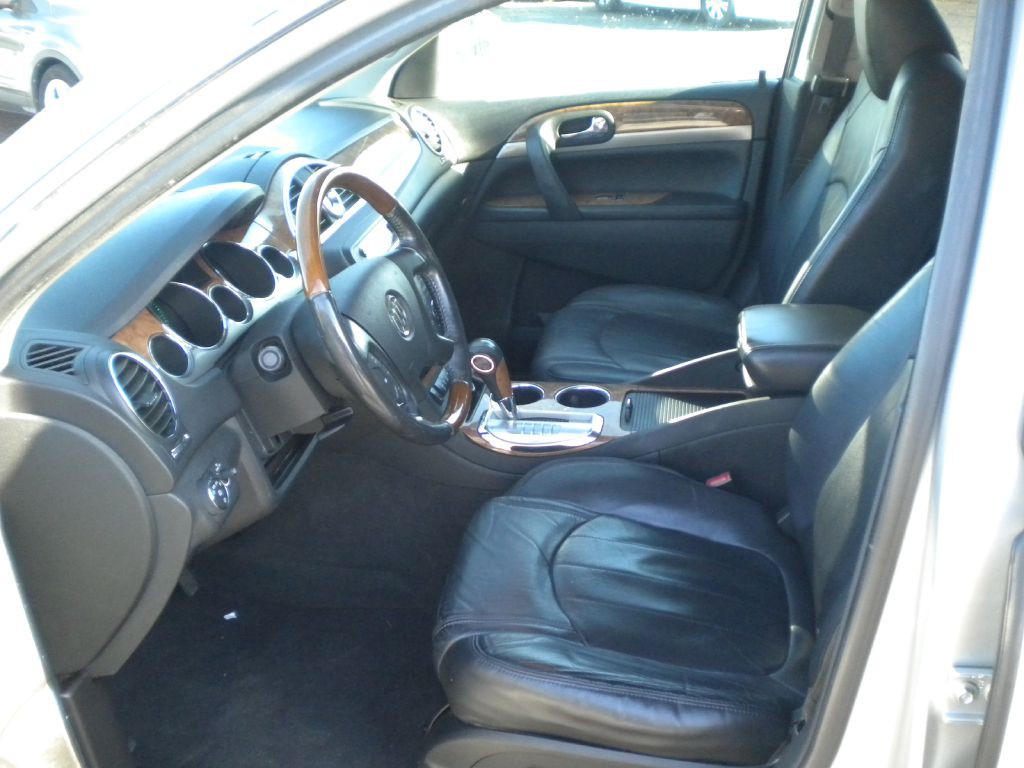 2012 Buick Enclave Image 10