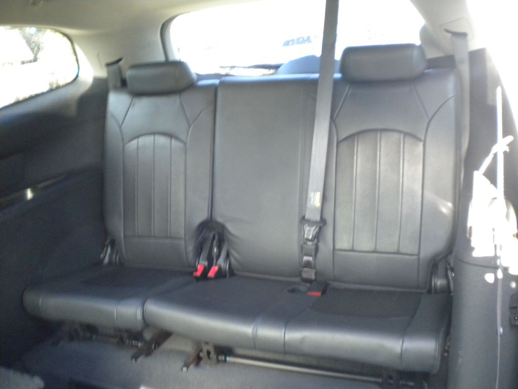 2012 Buick Enclave Image 13