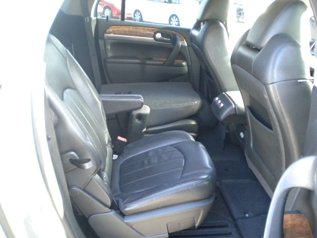 2012 Buick Enclave Image 17