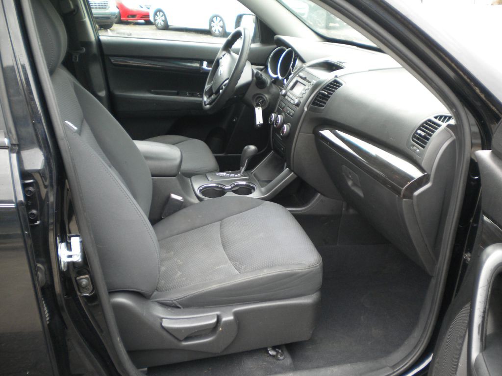 2011 Kia Sorento Image 14