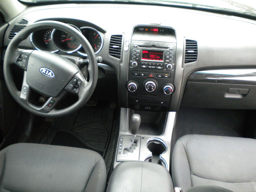 2011 Kia Sorento Image 18