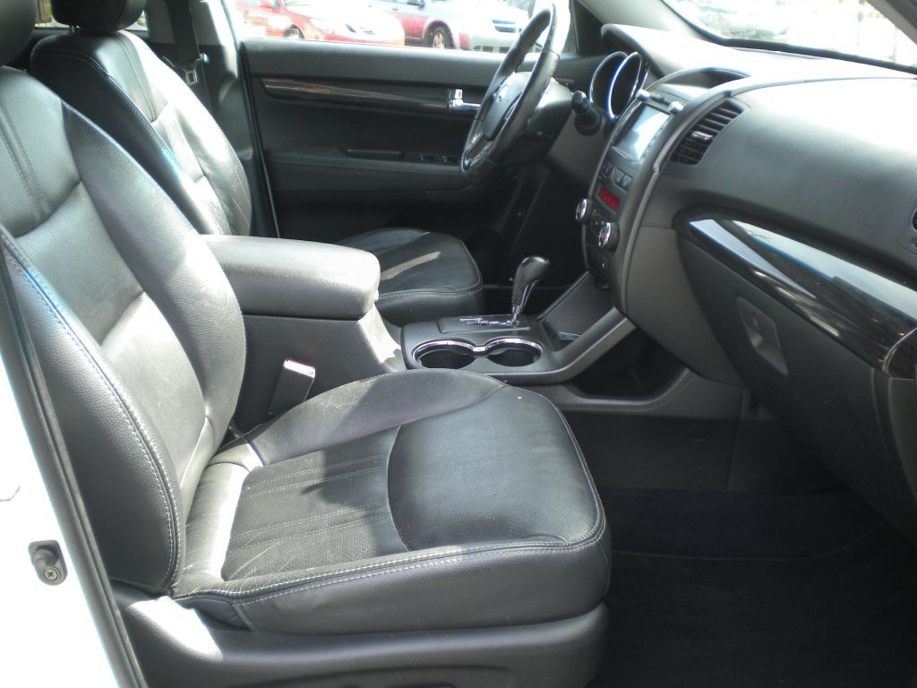 2012 Kia Sorento Image 14
