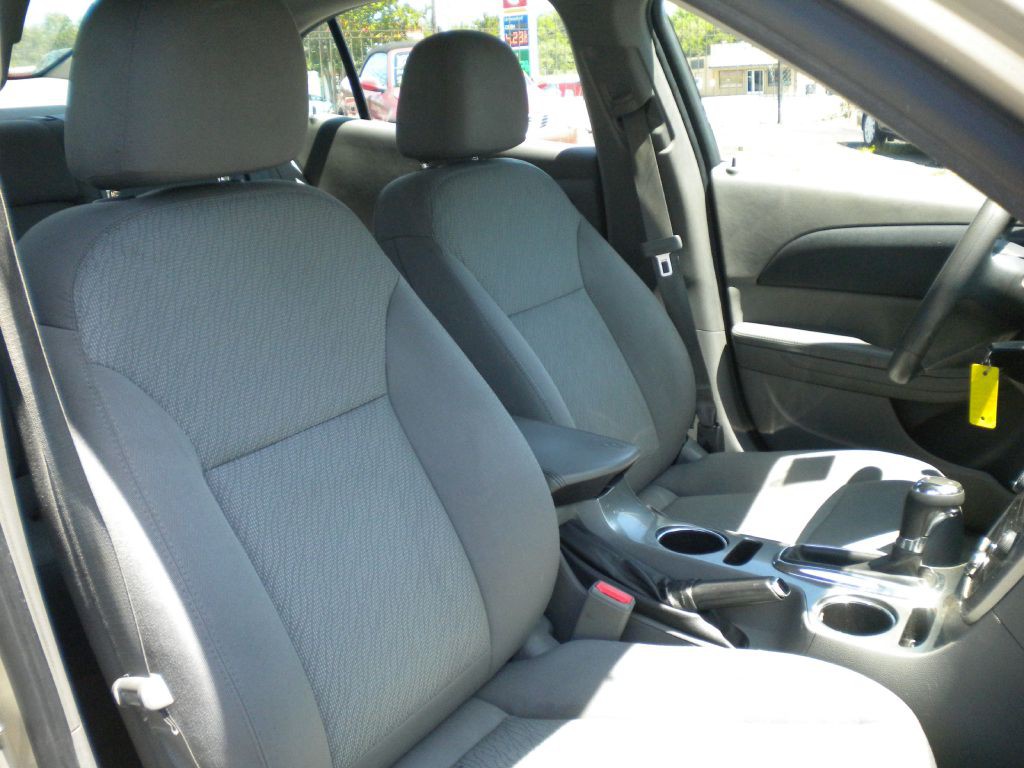 2014 Chevrolet Malibu Image 13