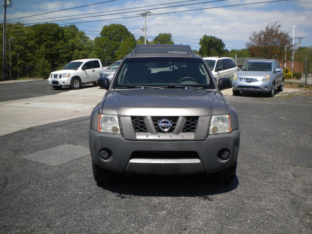 2005 Nissan Xterra Image 2