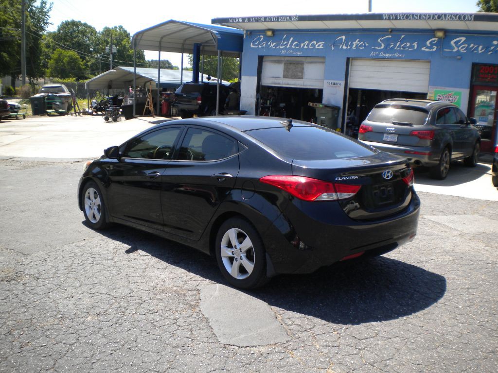 2013 Hyundai Elantra Image 5