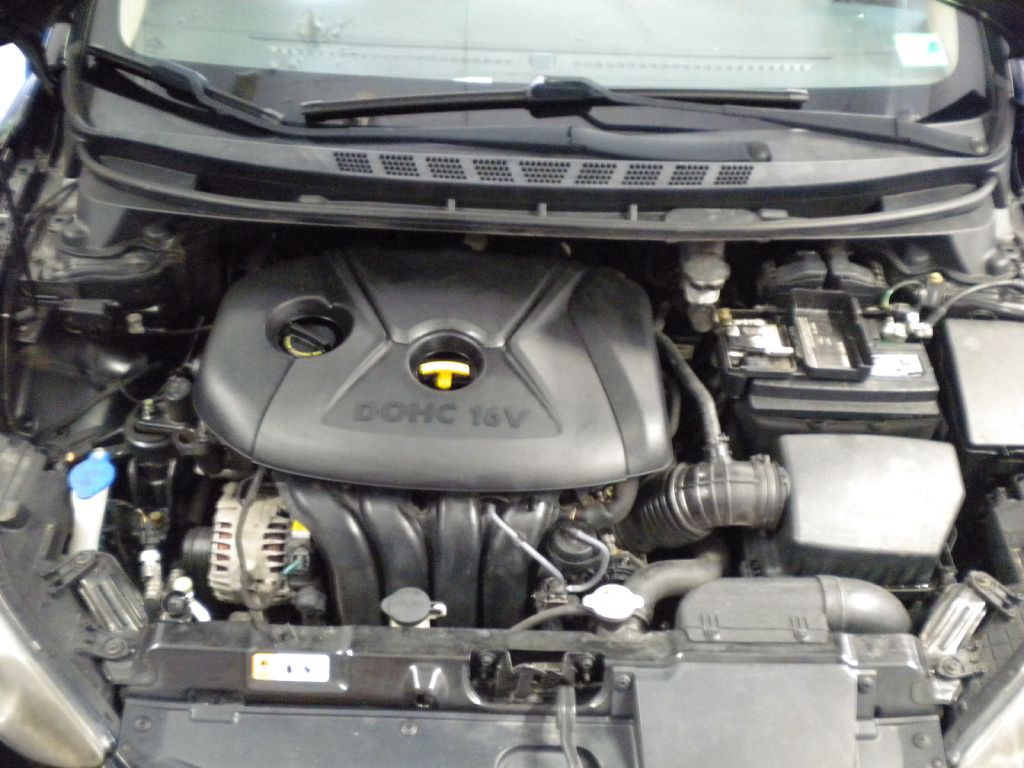 2013 Hyundai Elantra Image 20