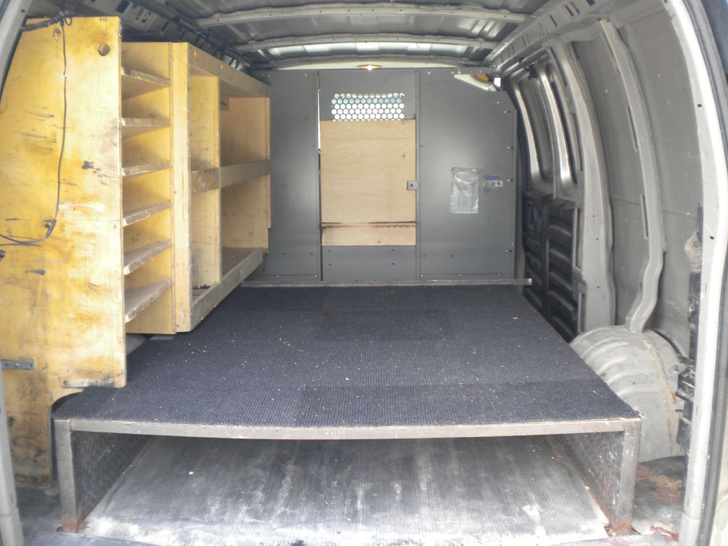 2008 Chevrolet Express Image 12