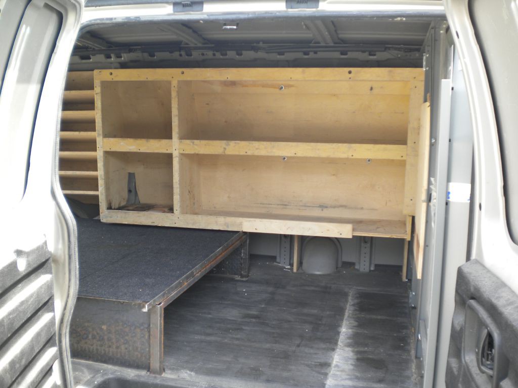 2008 Chevrolet Express Image 13