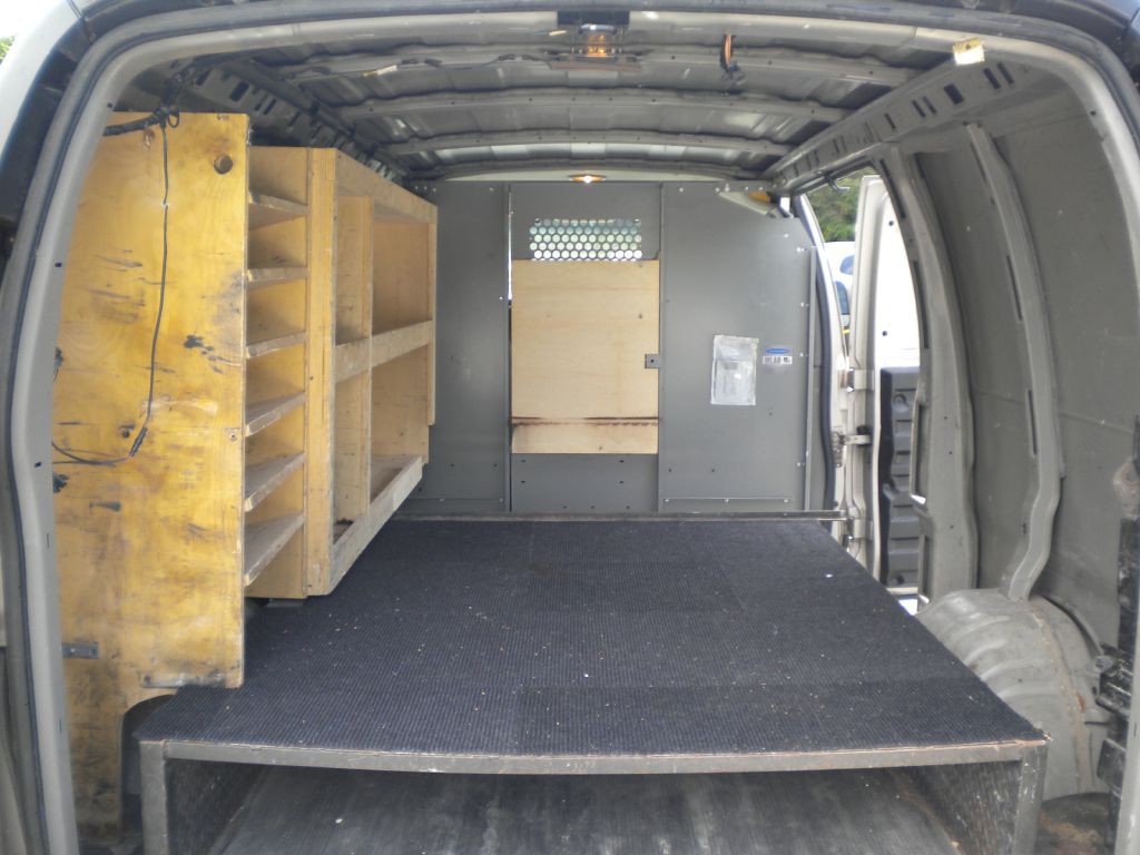 2008 Chevrolet Express Image 15