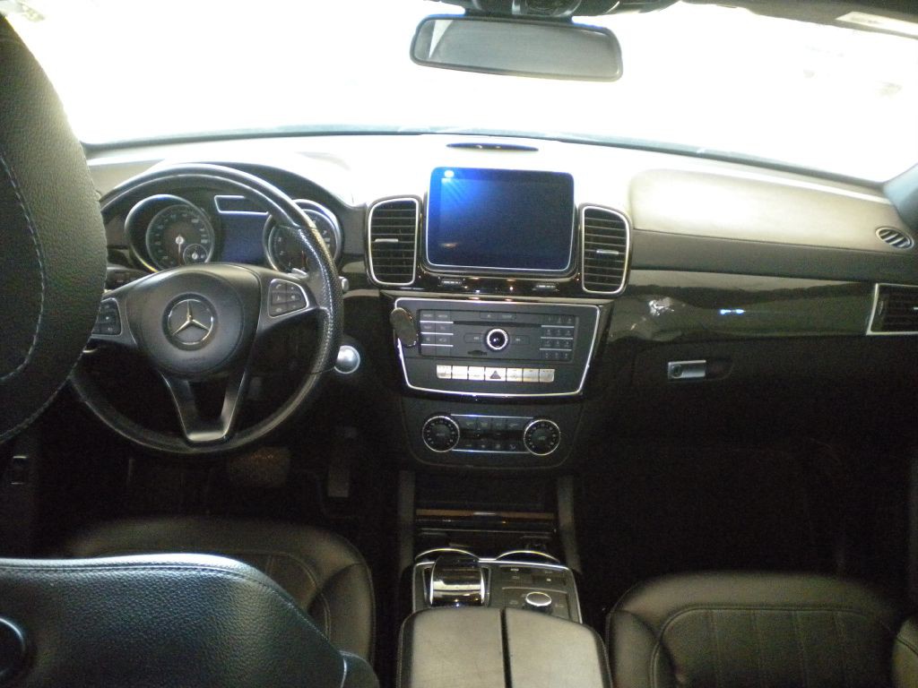 2017 Mercedes-Benz GLS-Class Image 19