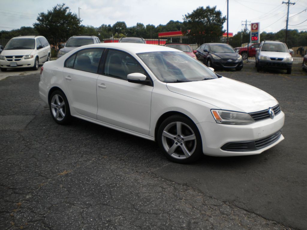 2012 Volkswagen Jetta Image 1