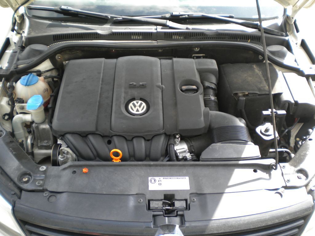 2012 Volkswagen Jetta Image 19