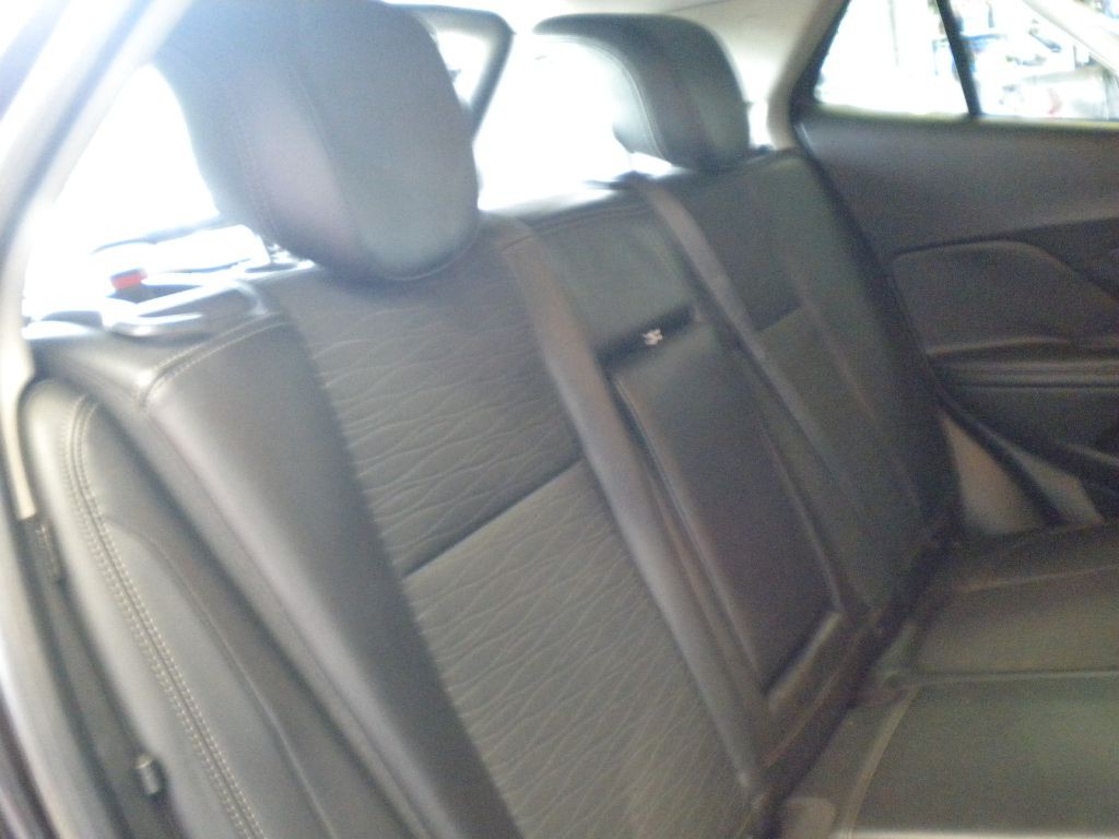 2016 Buick Enclave Image 15