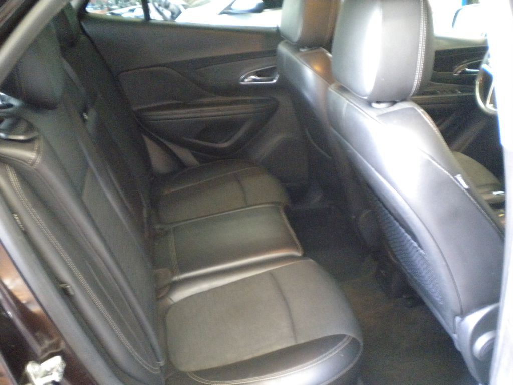 2016 Buick Enclave Image 16