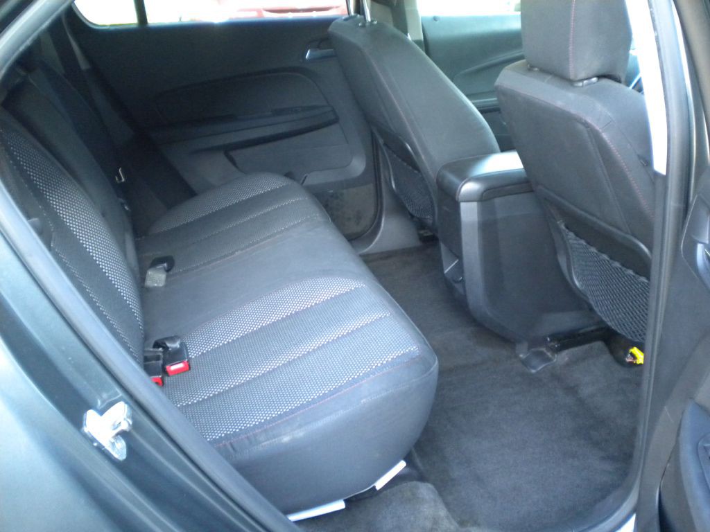 2011 Chevrolet Equinox Image 16