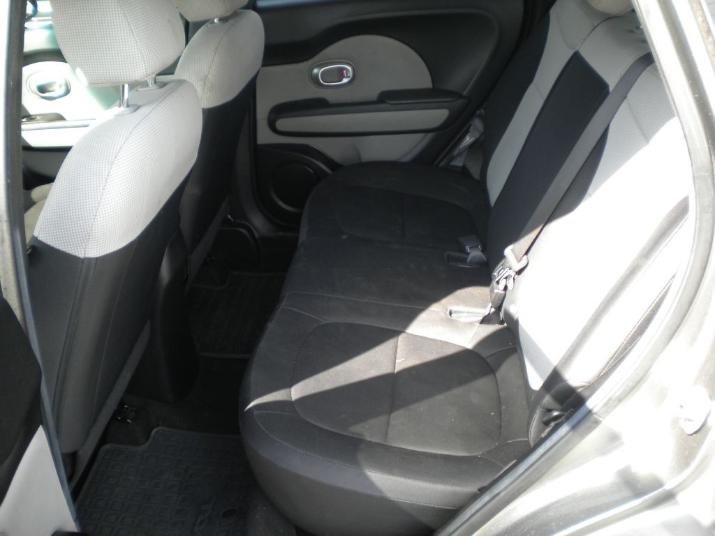 2015 Kia Soul Image 12