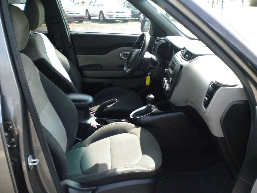 2015 Kia Soul Image 14