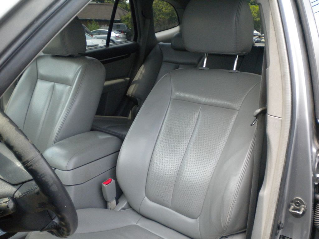 2007 Hyundai Santa Fe Image 9
