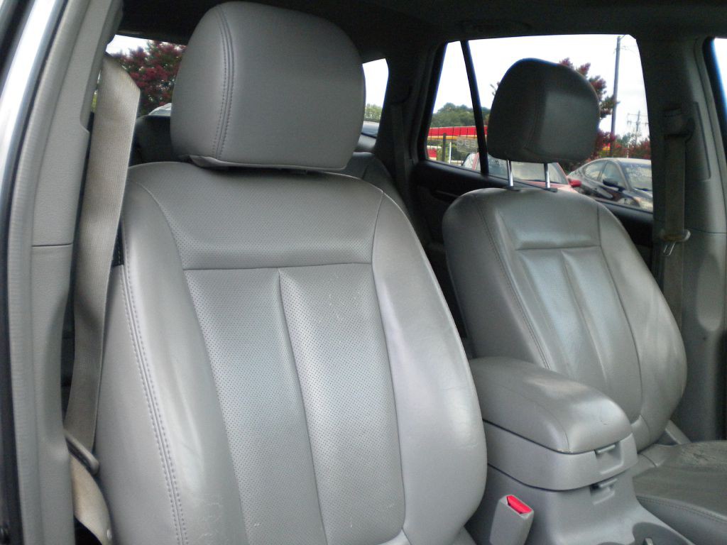 2007 Hyundai Santa Fe Image 13