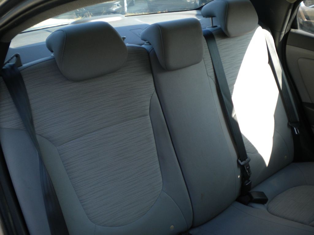 2017 Hyundai Accent Image 14