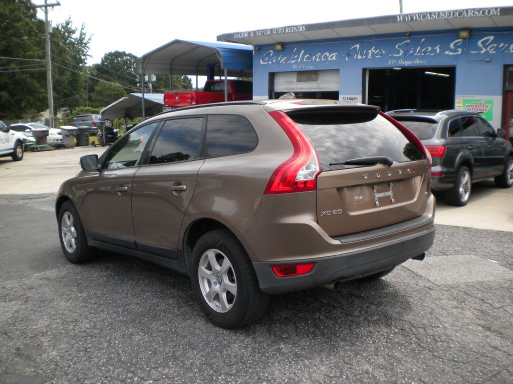 2010 Volvo XC60 Image 5