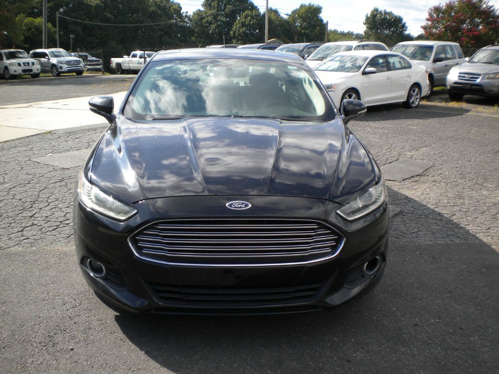 2014 Ford Fusion Image 2