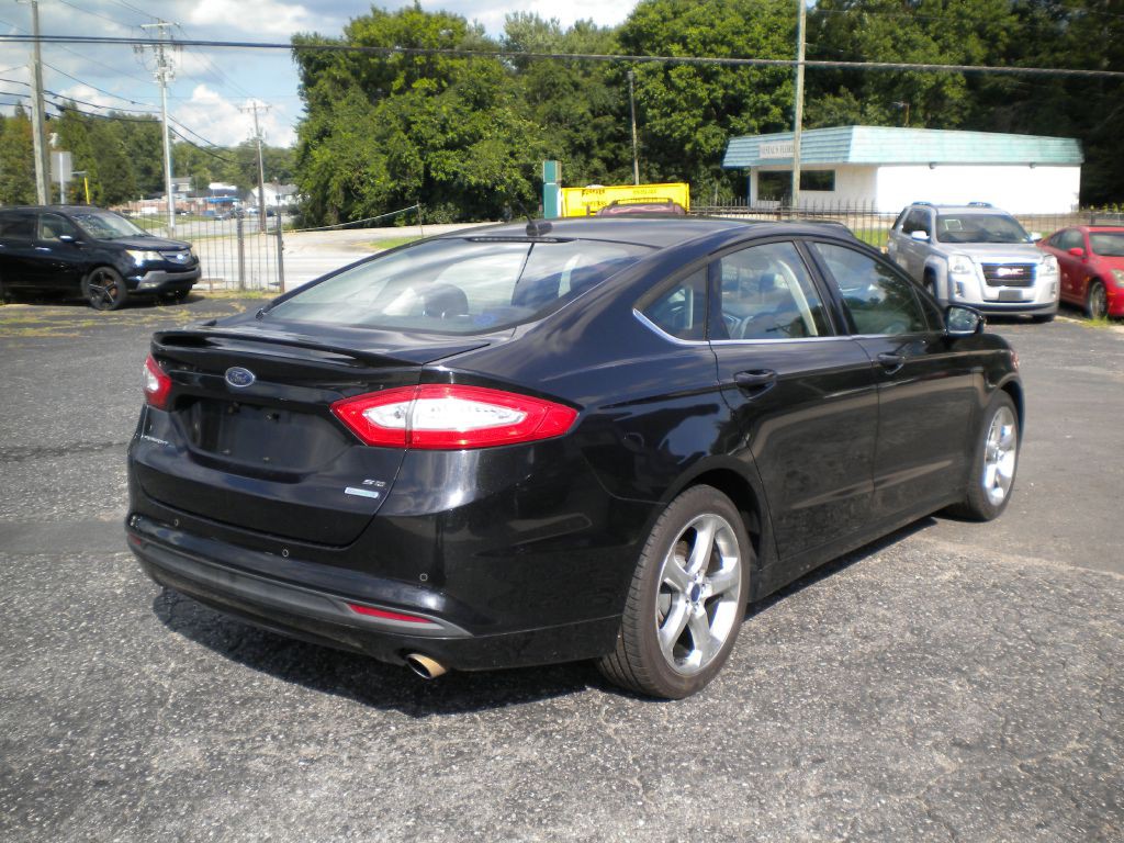 2014 Ford Fusion Image 8