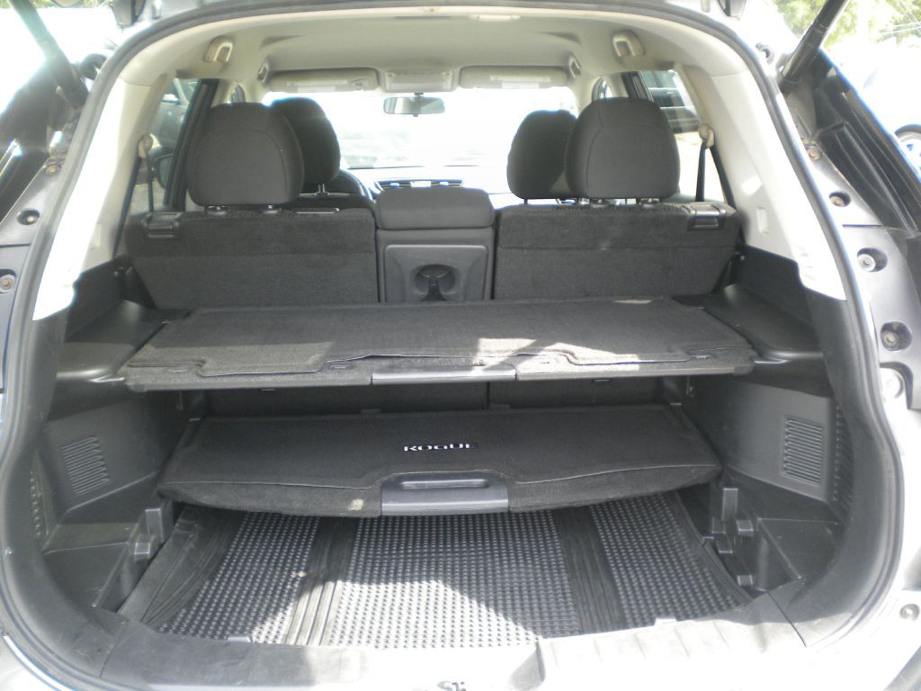 2018 Nissan Rogue Image 17
