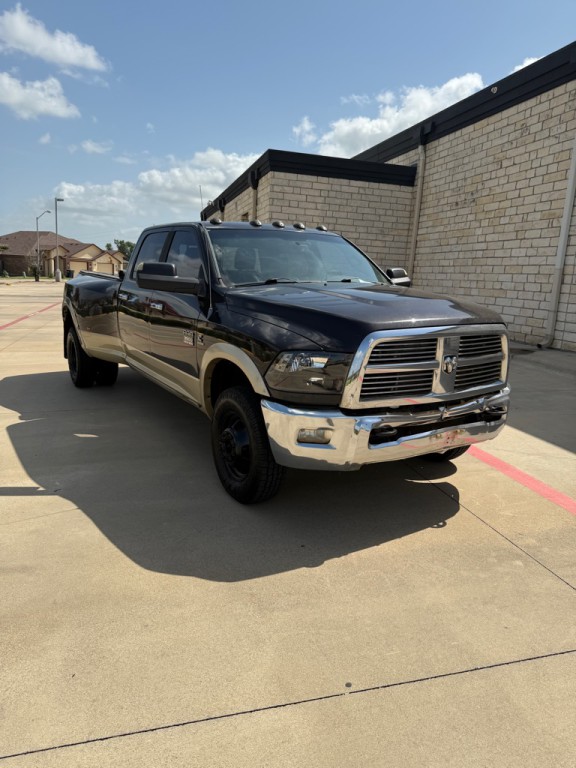 2011 Dodge Ram 3500 Image 3