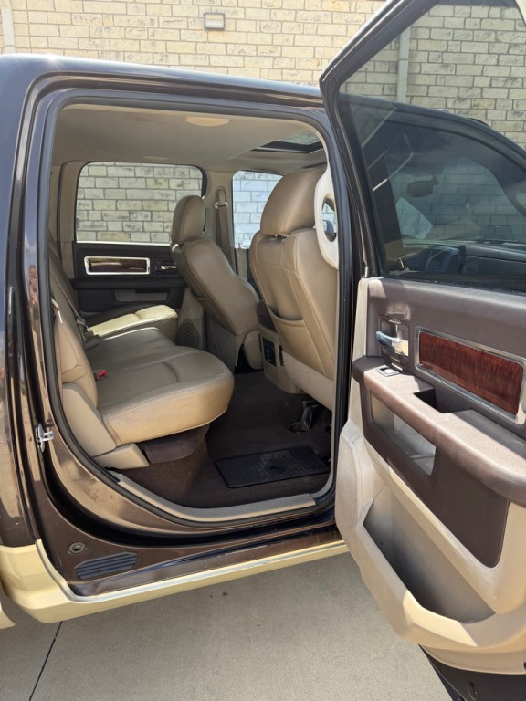 2011 Dodge Ram 3500 Image 13