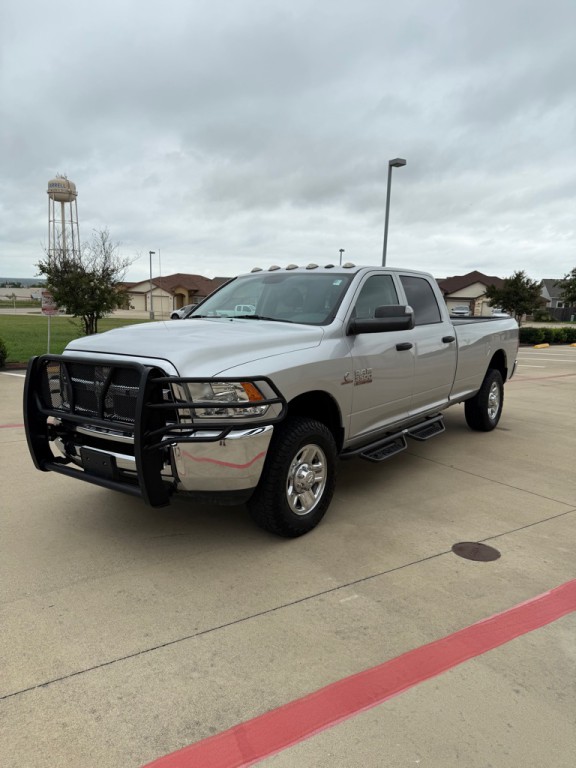 2018 RAM 3500 Image 1