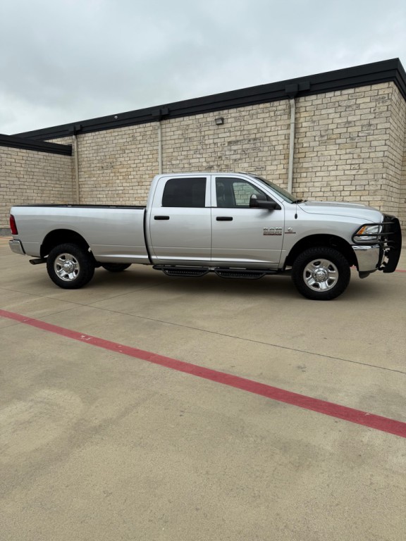 2018 RAM 3500 Image 4
