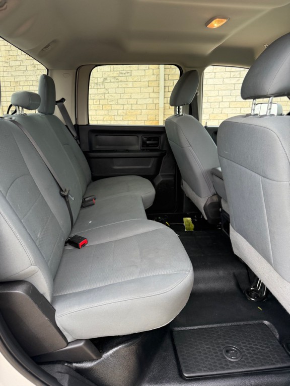 2018 RAM 3500 Image 15