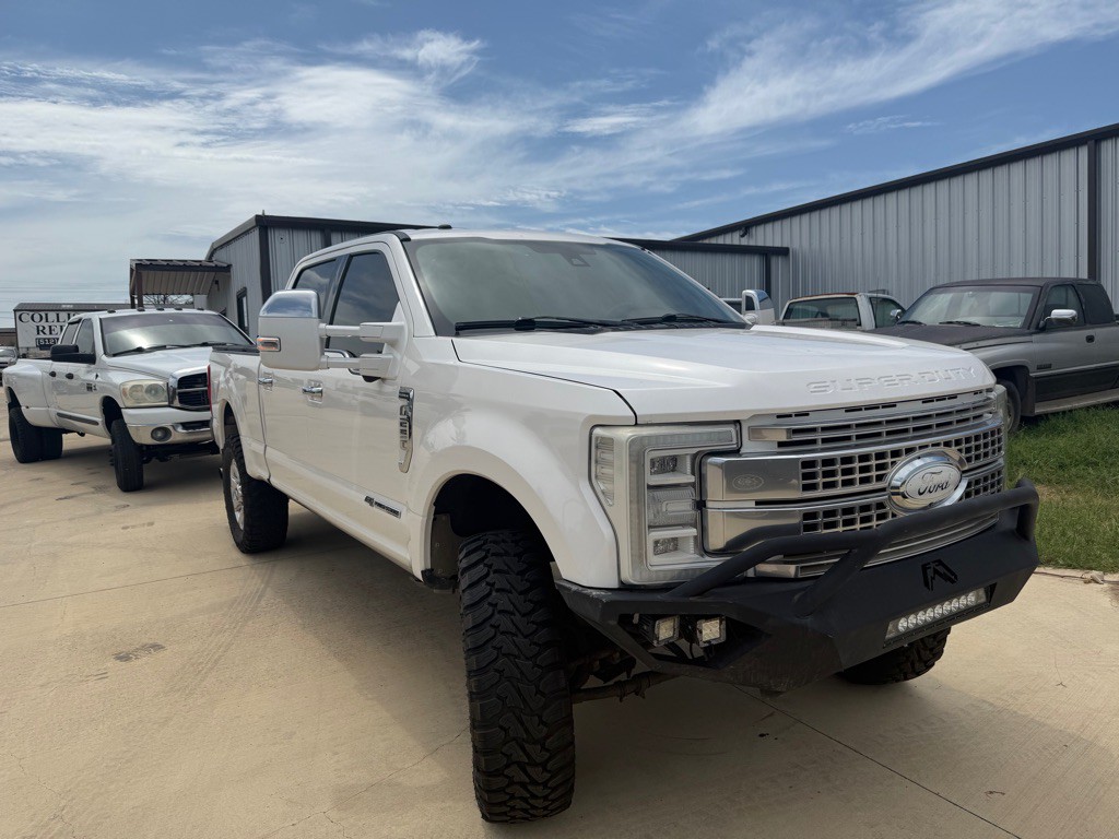 2018 Ford F-250 Image 1