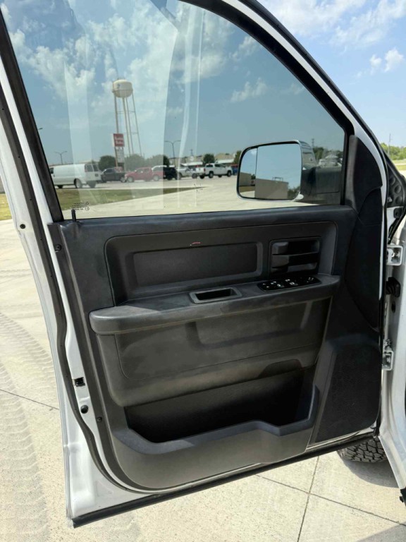 2011 Dodge Ram 3500 Image 11