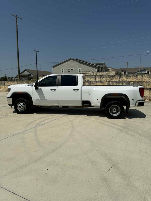 2022 GMC Sierra Image 4