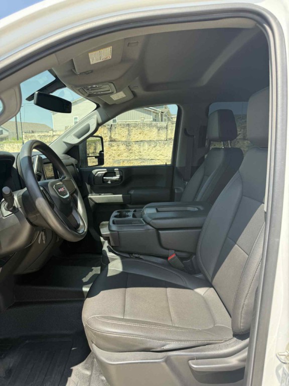 2022 GMC Sierra Image 9