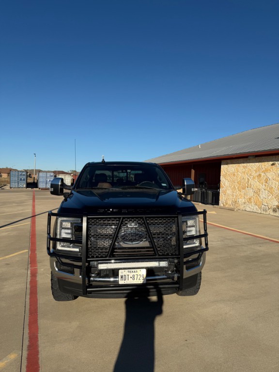 2019 Ford F-250 Image 2