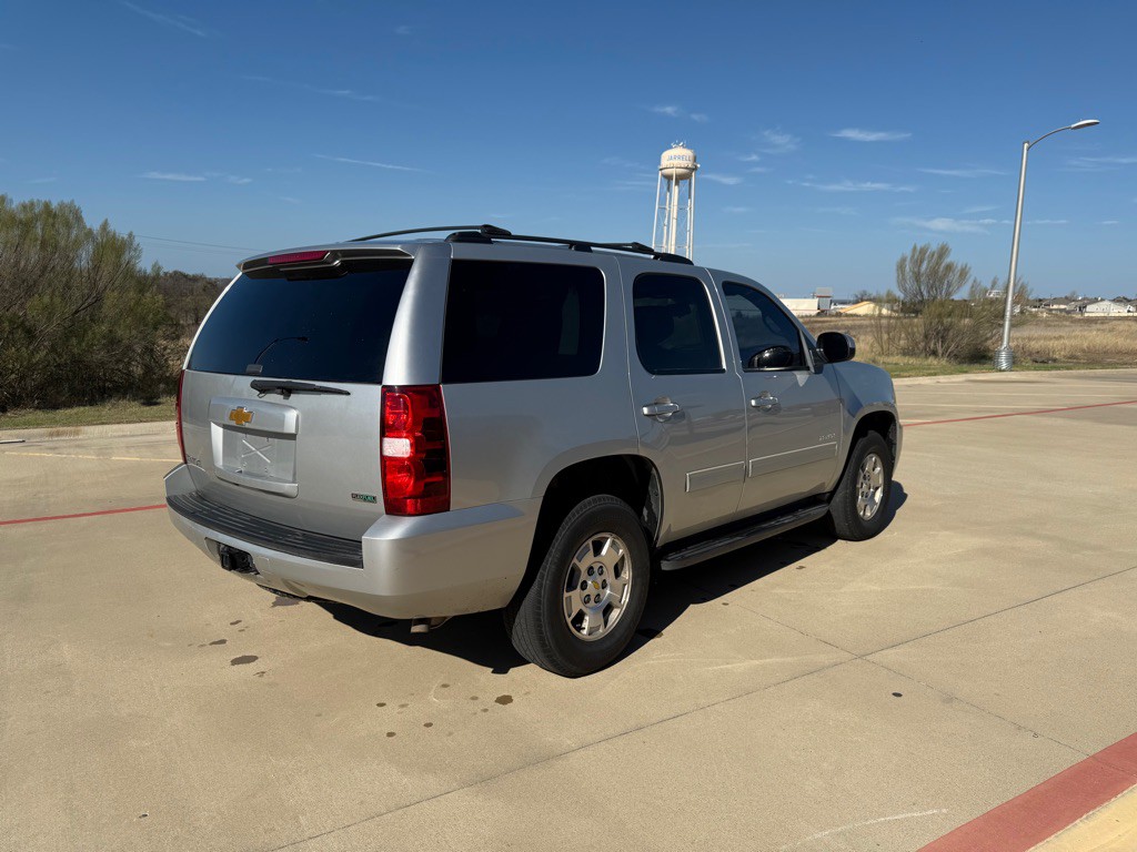 2011 Chevrolet Tahoe Image 5