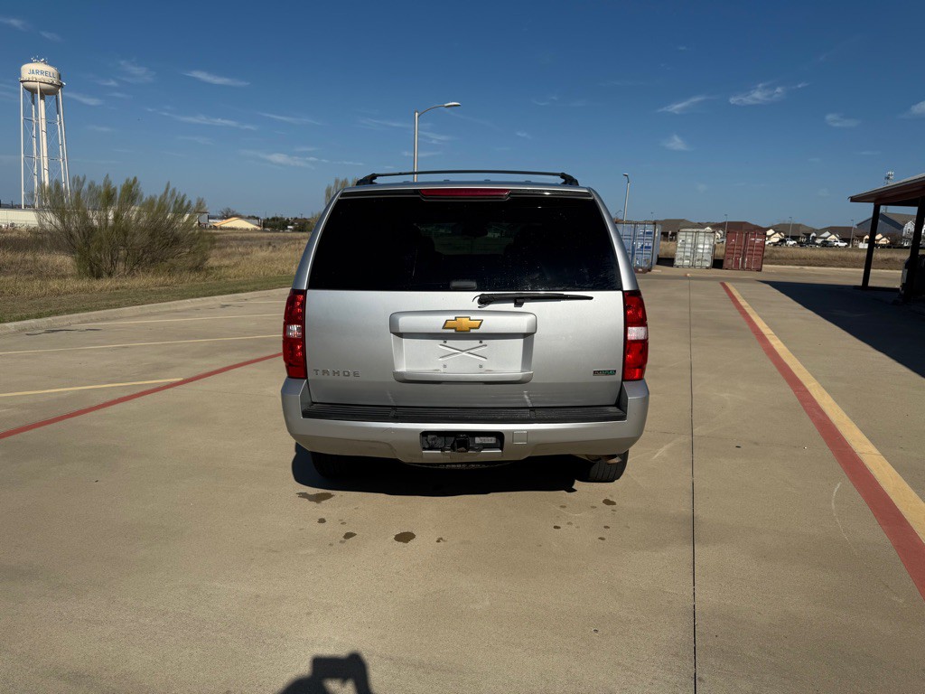 2011 Chevrolet Tahoe Image 6